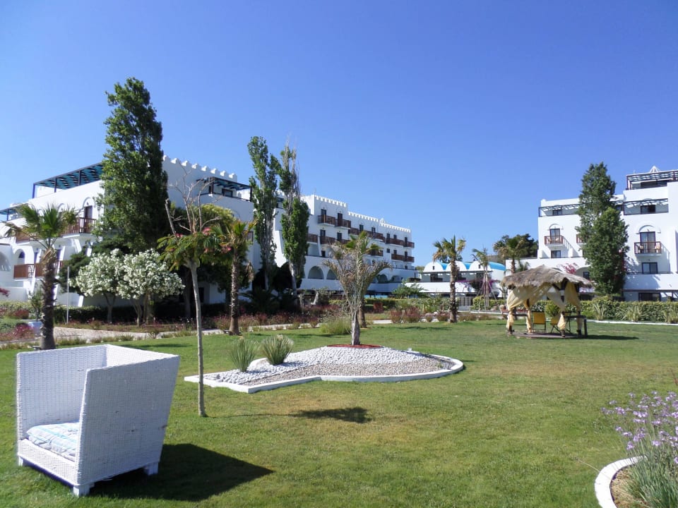 Außenansicht TUI BLUE Oceanis Beach and Spa Resort