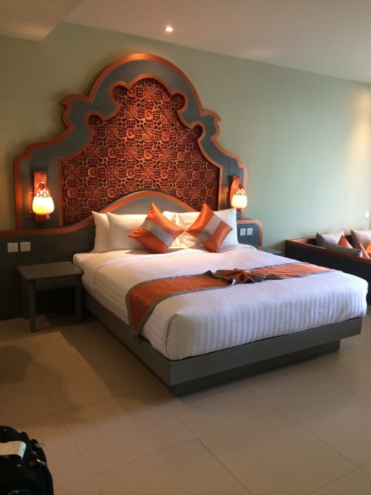 Palastartig Maikhao Palm Beach Resort