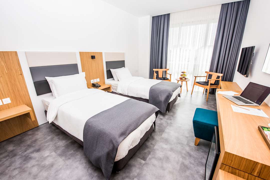 Zimmer Ingate Hotel & Cafe