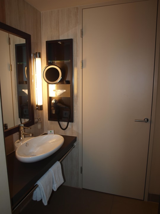 Badezimmer Lindner Hotel Vienna Am Belvedere, part of JdV by Hyatt