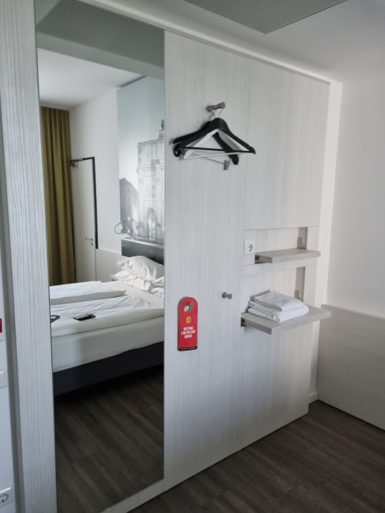 Zimmer Super 8 by Wyndham Munich City West