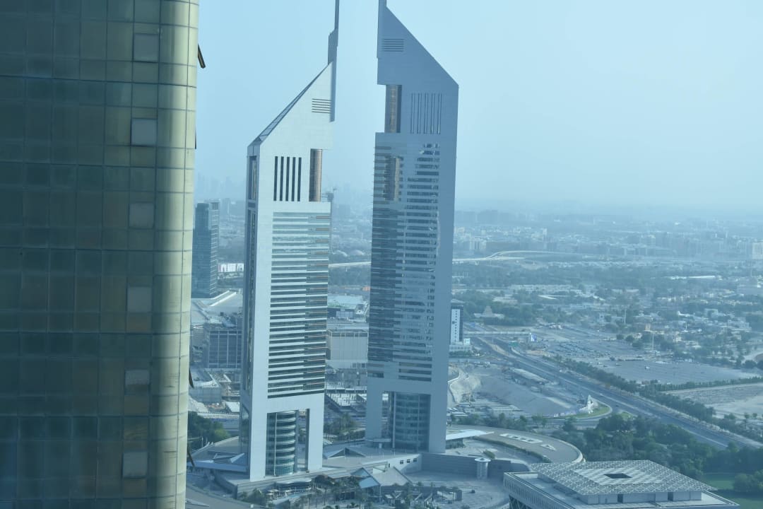 Emirates Tower Rose Rayhaan by Rotana