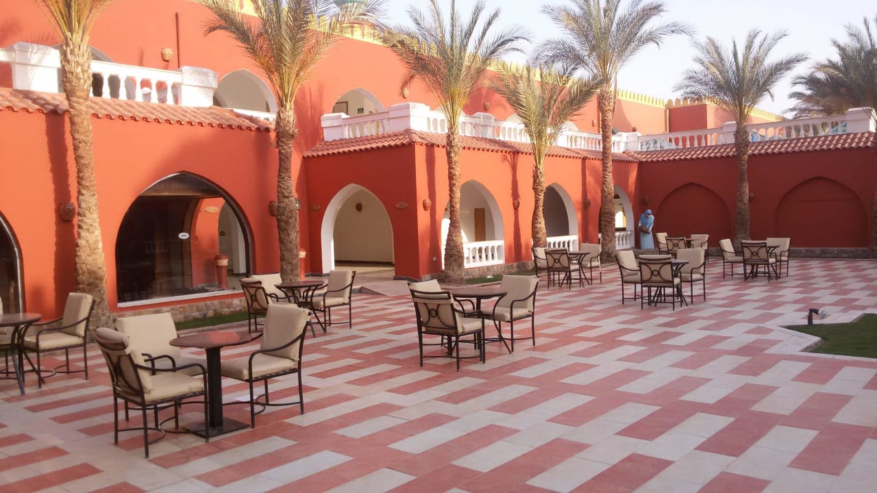 Bereich hinter der Lobby Pickalbatros Alf Leila Wa Leila Resort - Neverland Hurghada