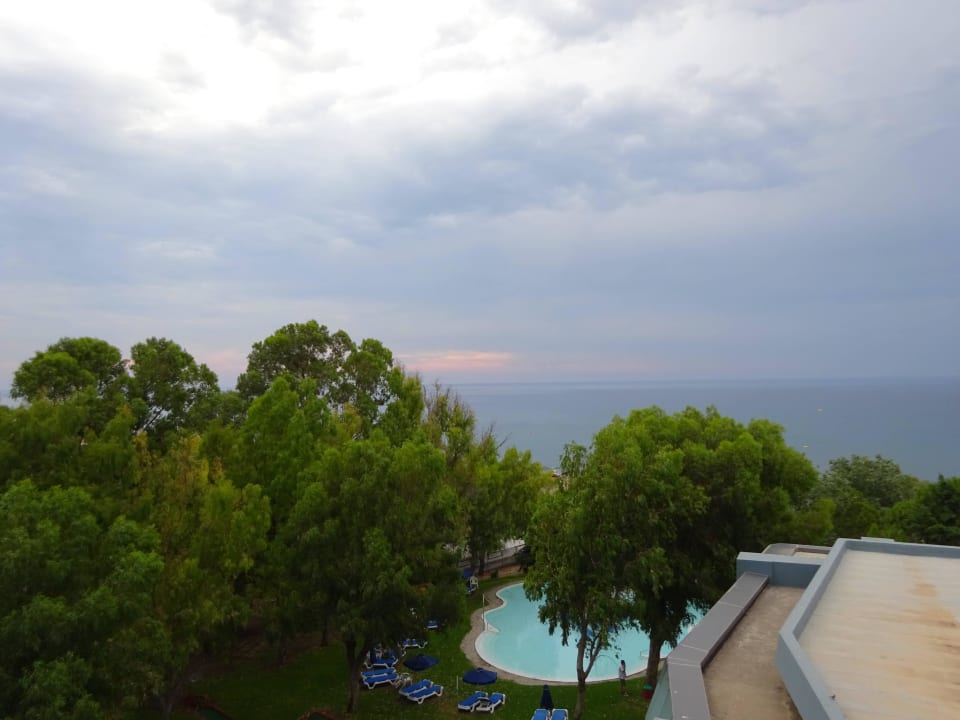 Blick vom Balkon 3. Etage Hotel Calypso Beach