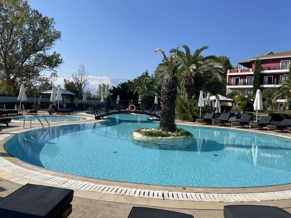 Pool Mediterranean Princess