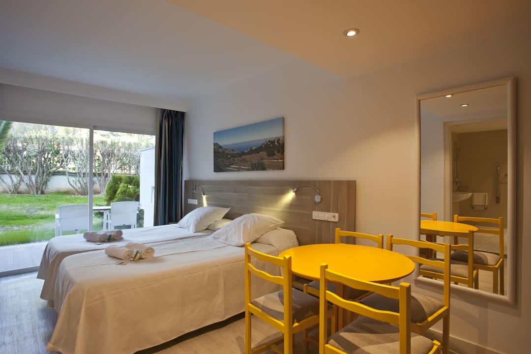 Zimmer Valentin Puerto Azul Suite Hotel