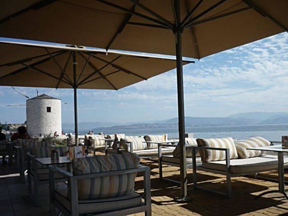 Gemütliche Außengestaltung Mon Repos Palace - Adults only