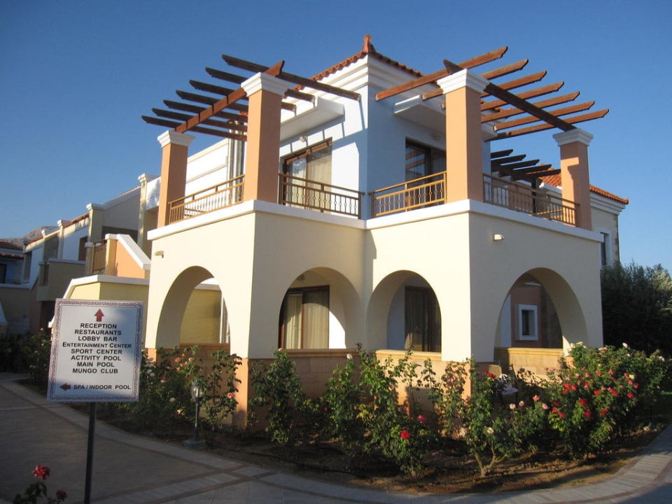 Häuser der Wohnanlage Lindos Imperial Resort & Spa