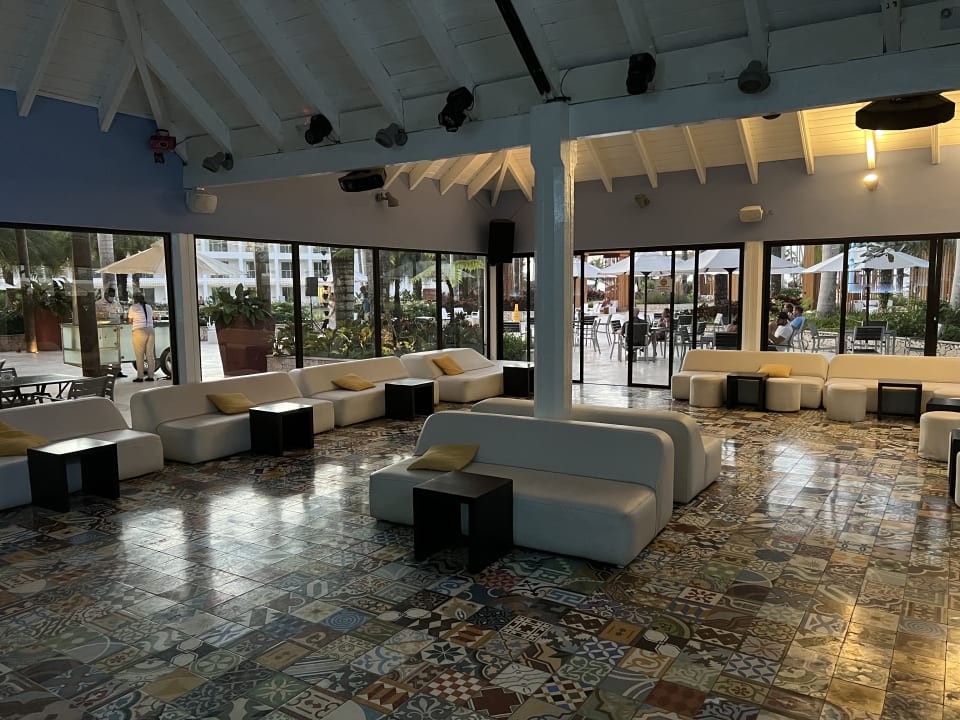Lobby Viva V Samana by Wyndham – Adults Only