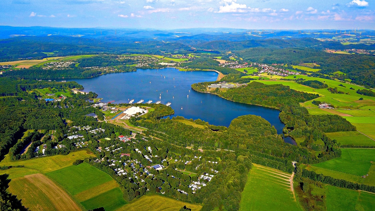 Außenansicht Hotel Seerose Bostalsee Garni