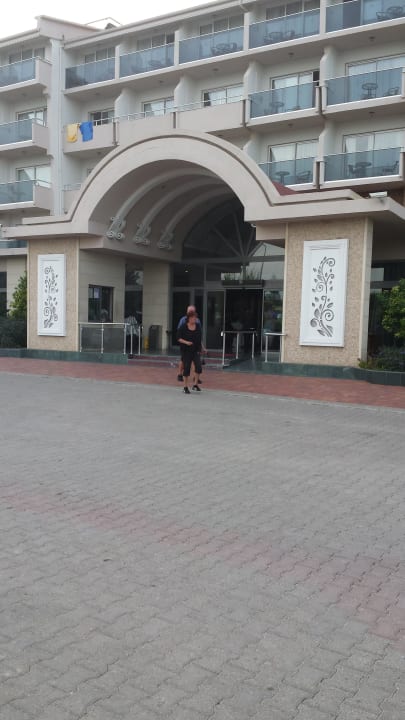 Eingang Seaden Corolla Hotel