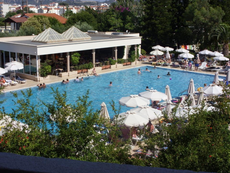 Der Pool Ialyssos Bay