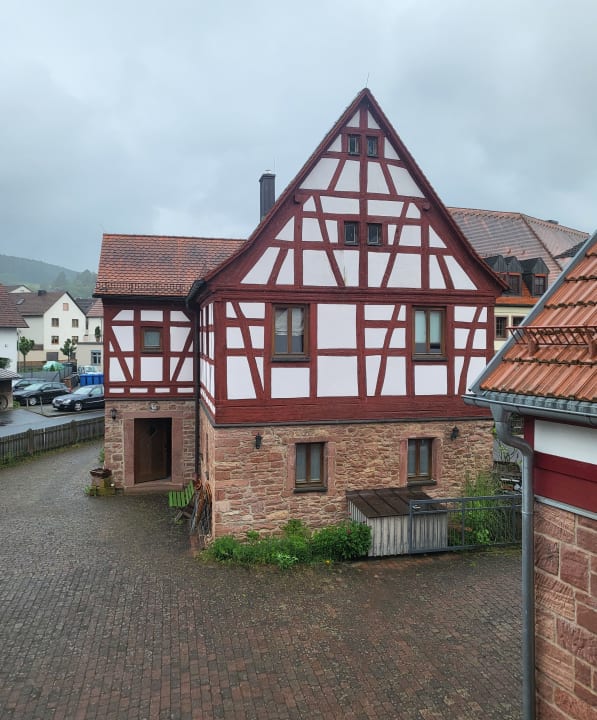 Außenansicht Arthotel GesindeHof Burgsinn
