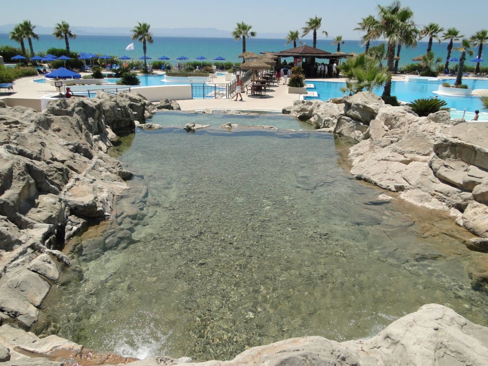 Ogród / strumyk Grecotel La Riviera at Riviera Olympia & Aqua Park
