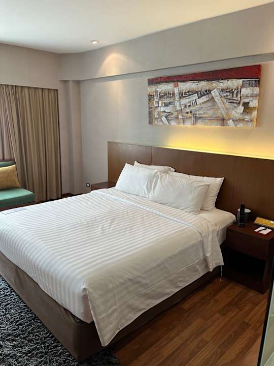 Zimmer Ramada Plaza by Wyndham Bangkok Menam Riverside