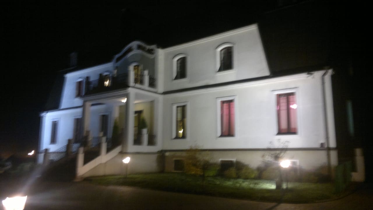 Hotel nocą Hotel Palac