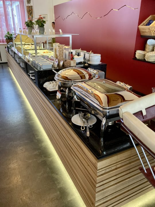 Gastro Parkhotel Schoenegg