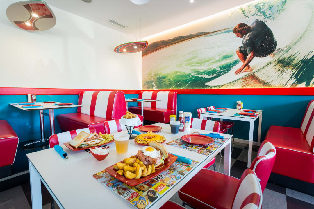 Gastro Sirenis Seaview Country Club