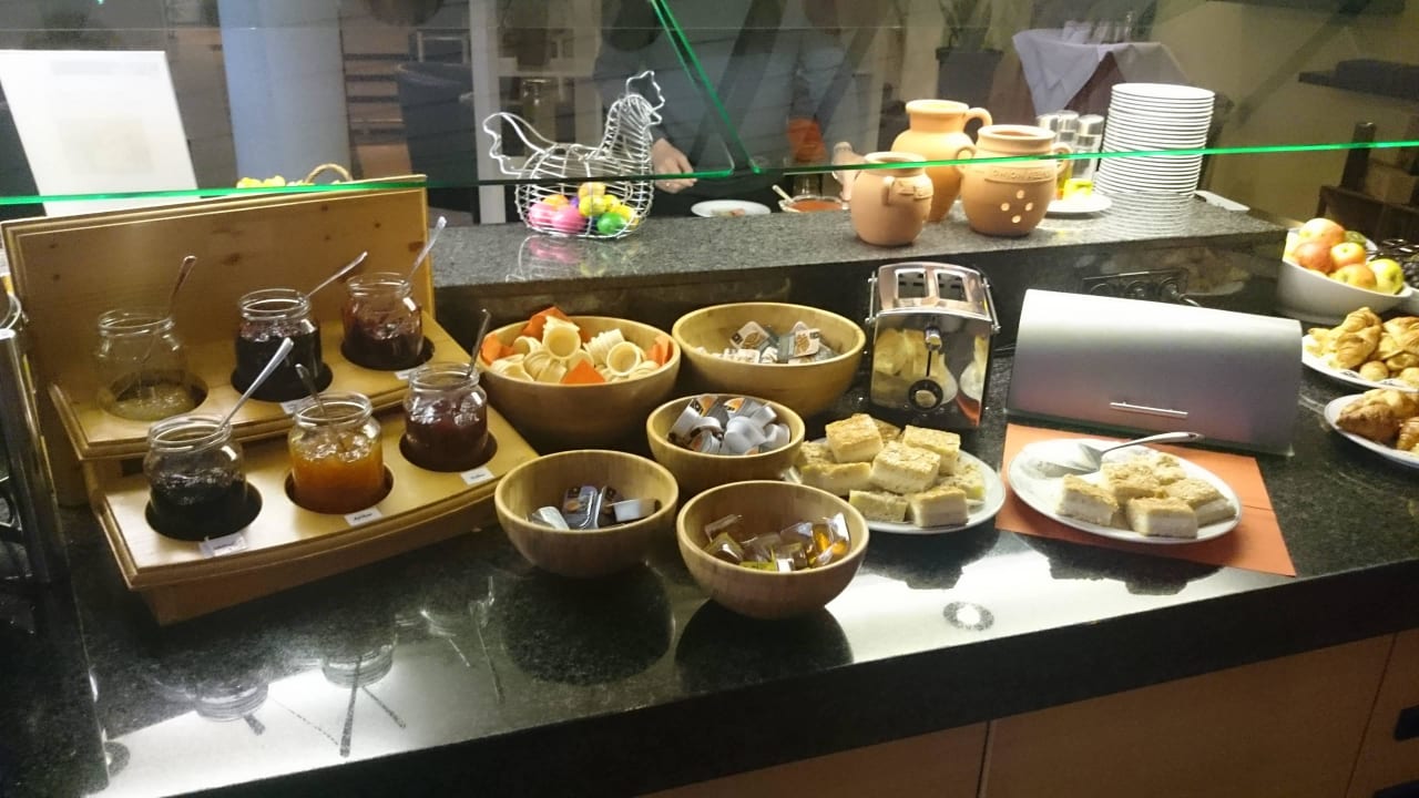 Frühstück TRYP by Wyndham Halle