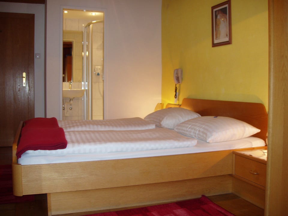 Doppelbettzimmer mit Balkon Gasthof-Pension Alt Kirchheim