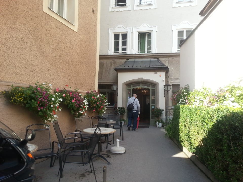 Eingang Hotel Schwarzes Rössl