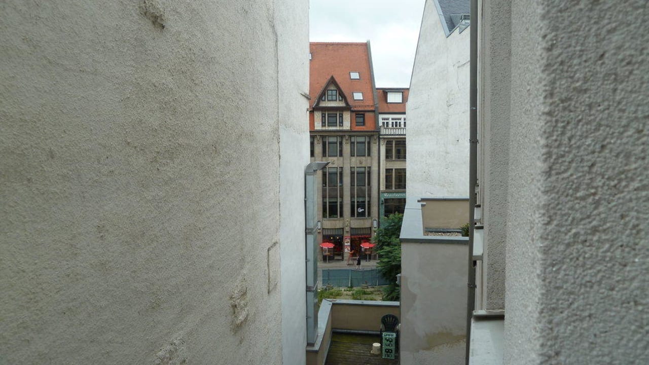 Seitenausblick Zimmer 411 Pension Schlafgut Leipzig