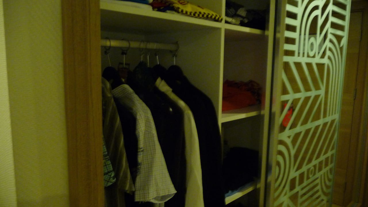 Der kleine Schrank Hotel Delphin Imperial