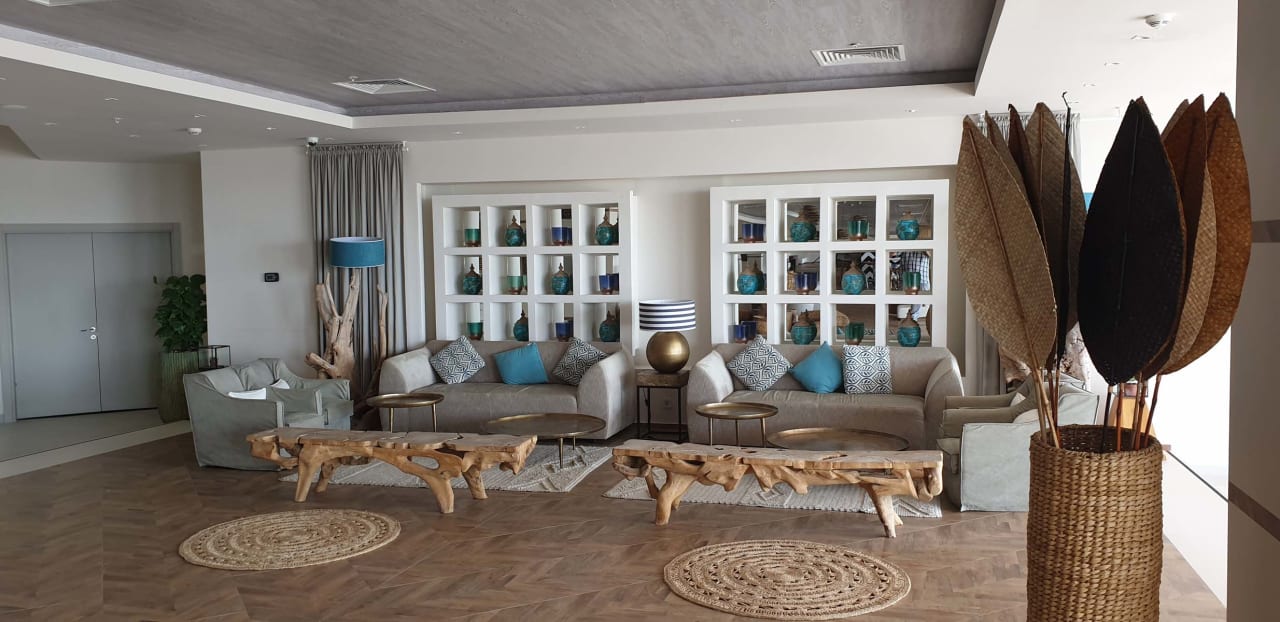 Lobby Design Plus Seya Beach Hotel