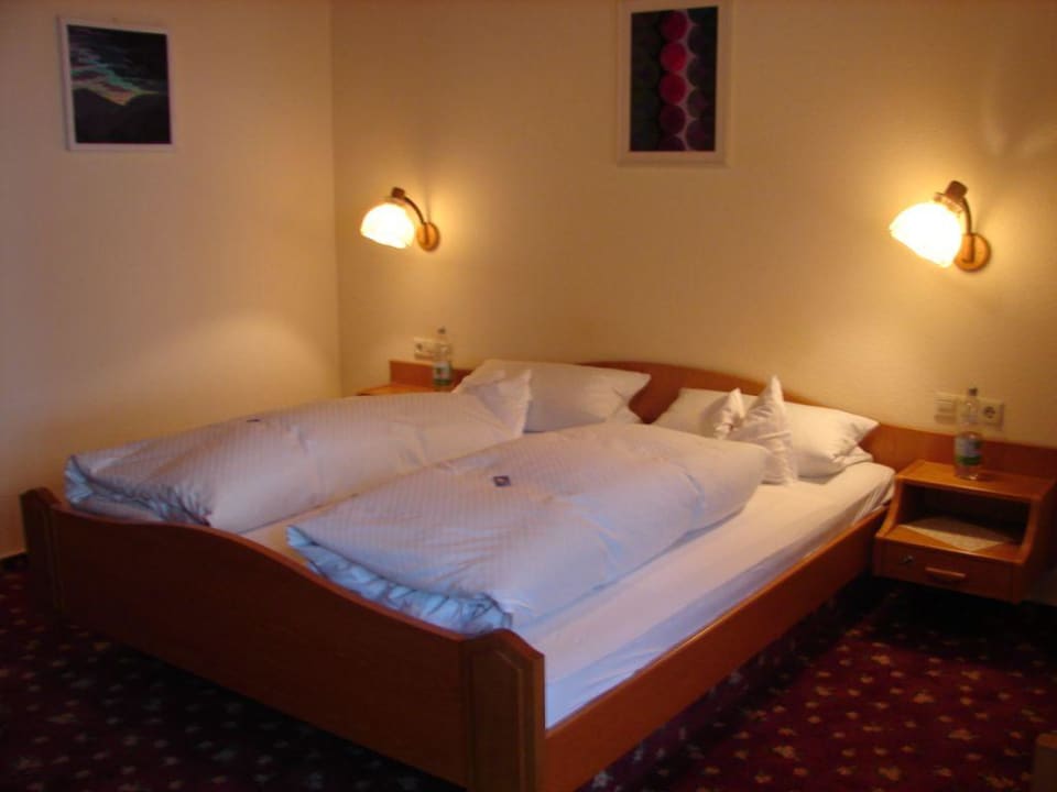 Bett Zimmer 20 Hotel Kirnbacher Hof
