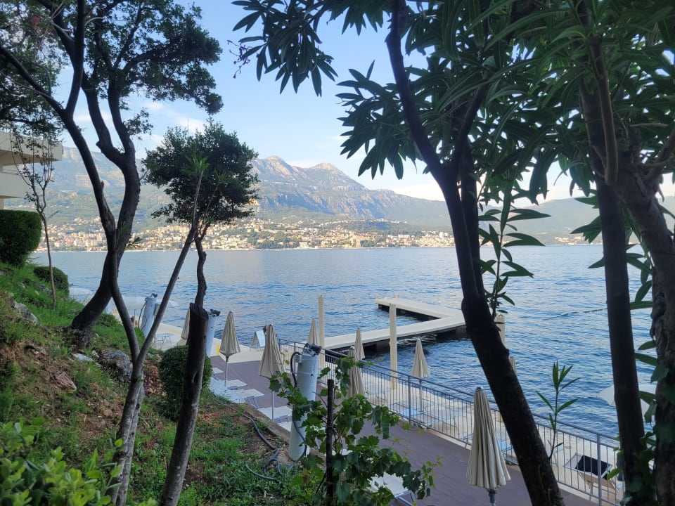 Gartenanlage Iberostar Waves Herceg Novi