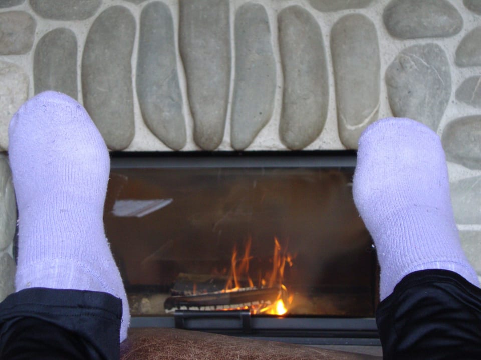 "Vorm offenen Kamin träumen" Wood Ridge Luxury Chalets