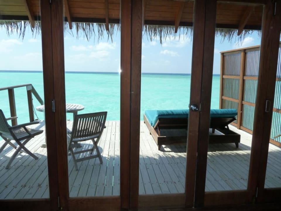 Ausblick Westseite Veligandu Maldives Resort Island