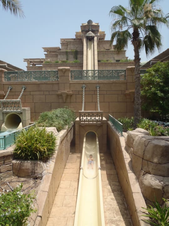 Leap of faith Atlantis, The Palm