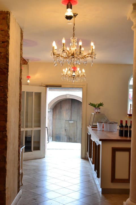 Eingang Hotel Turmdieb