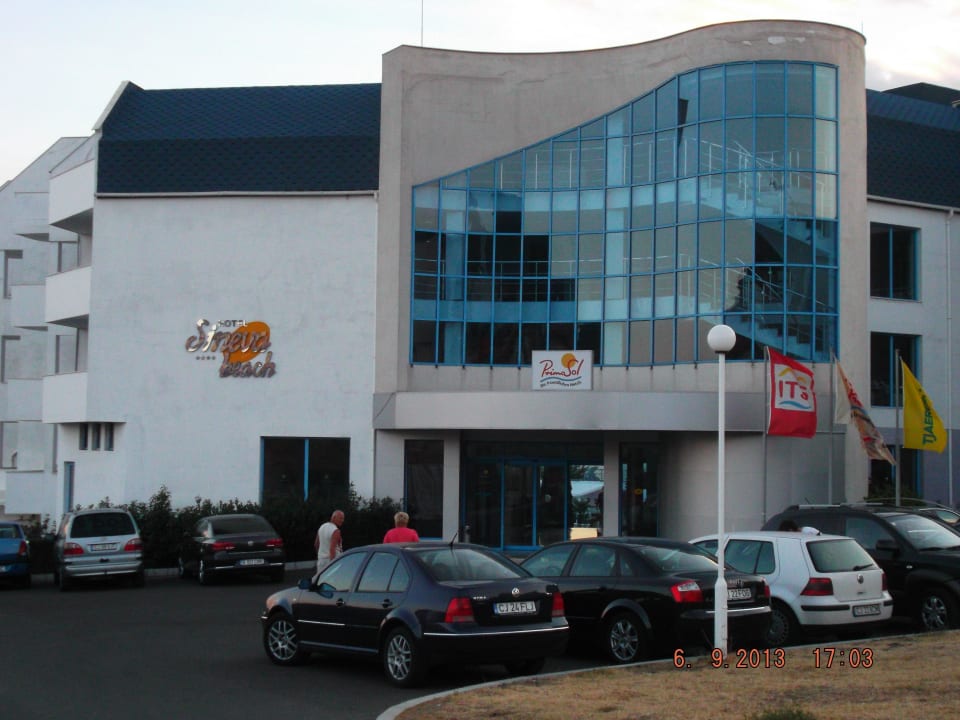 Hotel Eingang Hotel Sineva Beach