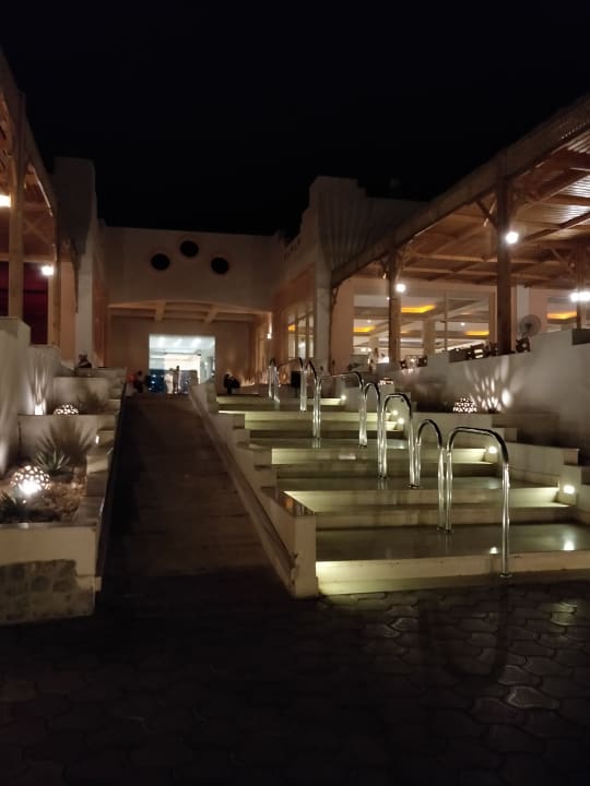 Außenansicht Three Corners Sea Beach Resort