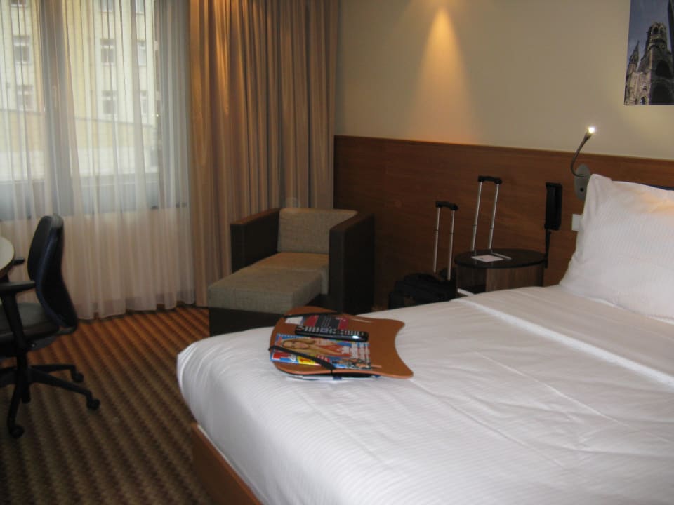 Doppelzimmer Hampton by Hilton Berlin City West