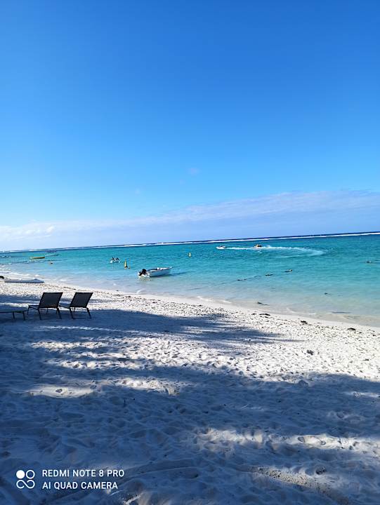 Strand Crystals Beach Resort Belle Mare, a member of Radisson Individuals