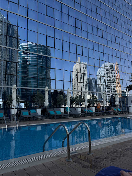 Pool Tryp by Wyndham Dubai