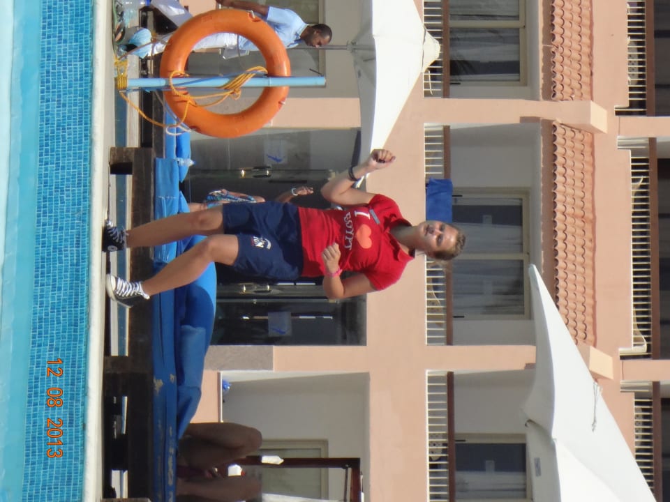 Agutha Team de Animation Beach Albatros Resort