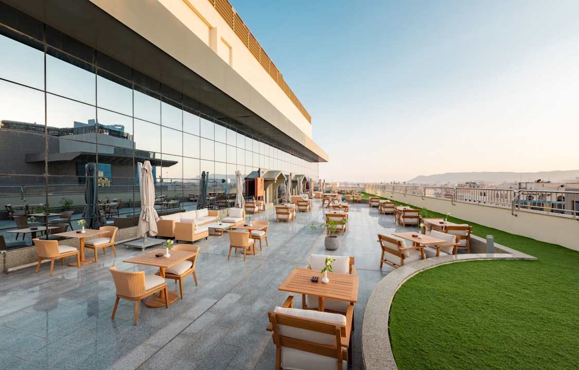 Gastro Al Manakha Rotana Madinah