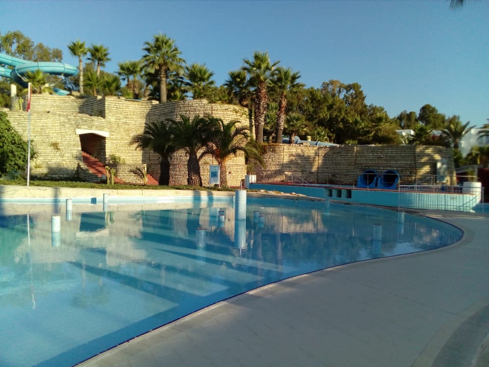 Pool Monachus Family Resort Sorgun