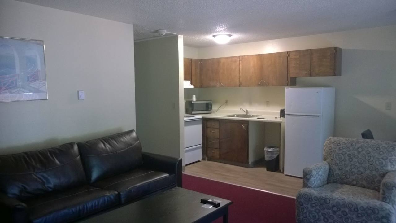 Wohnzimmer der "Suite" Hotel Americas Best Value Inn SeaTac Airport