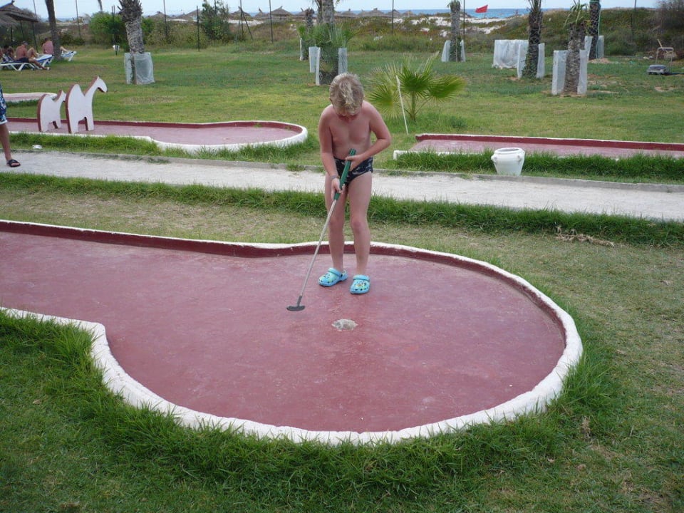Eine Runde Minigolf Mahdia Beach & Aquapark