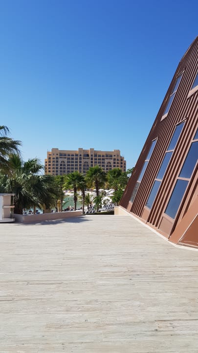 Außenansicht DoubleTree by Hilton Resort & Spa Marjan Island