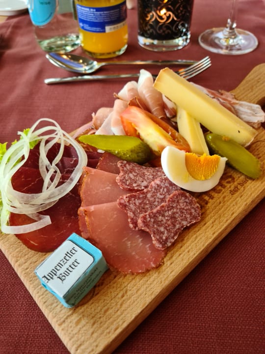 Gastro Säntis - das Hotel
