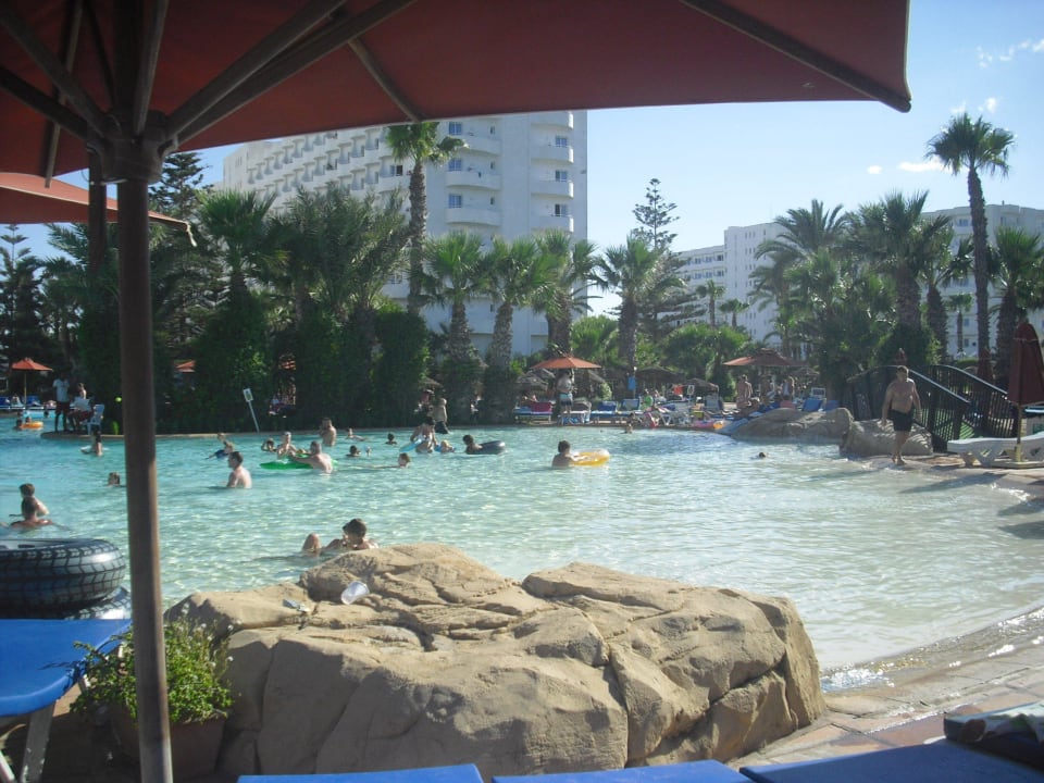 Großer Pool Sahara Beach Aquapark & Resort