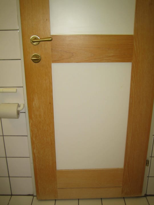 Tür zum Bad OptimaMed Gesundheitsresort St. Josef