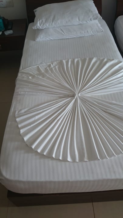 Bett Goldi Sands Hotel