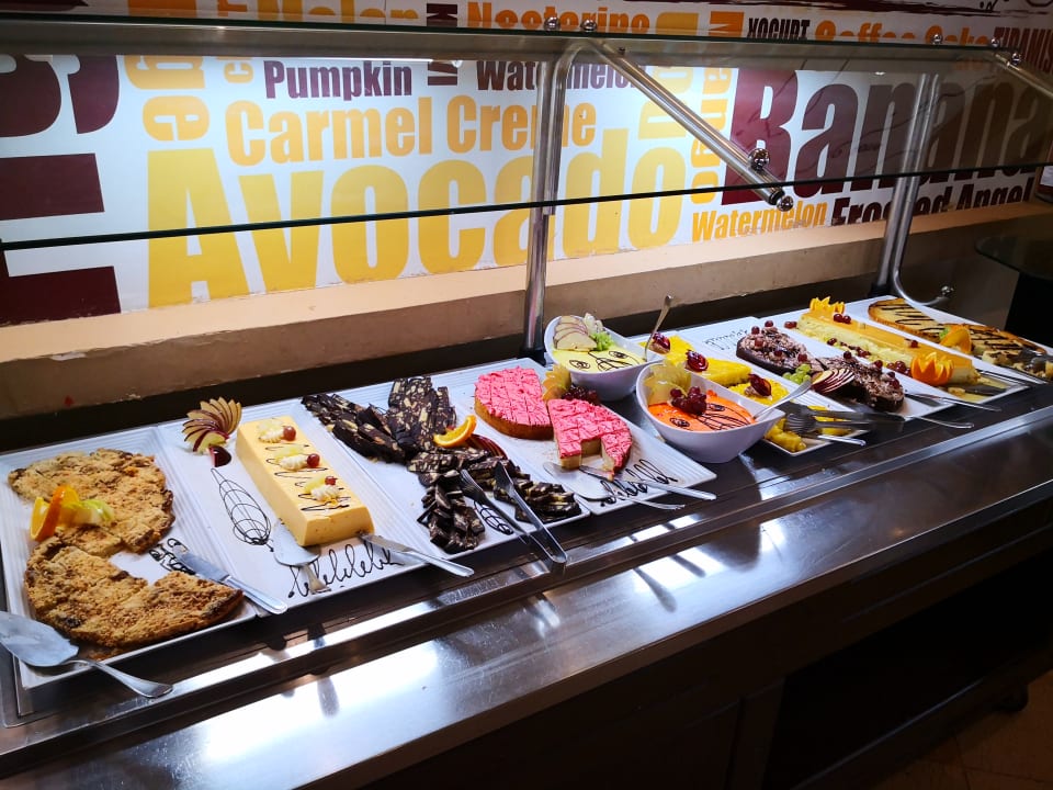 Gastro Three Corners Sea Beach Resort